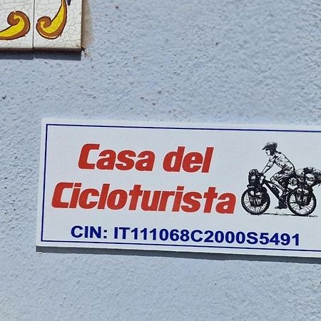 Апартаменти Casa Del Cicloturista Santadi Екстер'єр фото
